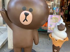 -LINE FRIENDS Garosu-gil Flagship Store