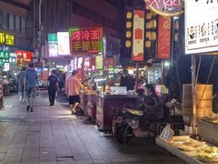 -吉庆街美食广场
