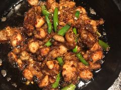 酱爆石锅蛙-绿茶餐厅(光谷世界城步行街店)