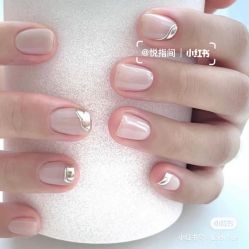 -悦指间美甲美睫