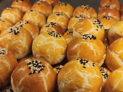 蛋黄酥-赞记龙凤礼饼(广州市二宫向群宾馆店)