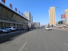 -凯旋公路客运站