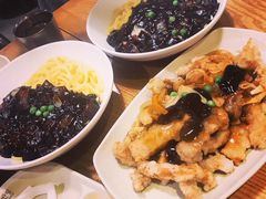 炸酱面-香港饭店0410(弘大店)