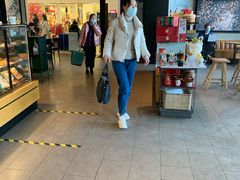 -星巴克臻选(郑州中原万达店)