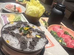 黑松露-芸山季·云南野生菌火锅(宝能环球汇店)