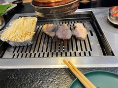 -臻牛烤肉