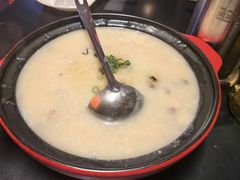 -威记烧嘢·南宁烧烤·超级生牛(绿地店)