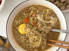 -湖南人家湘菜馆(镇江路店)
