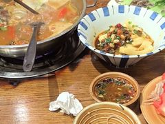 -亮欢寨酸汤鱼(沙冲路店)