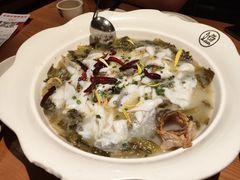 -江渔儿酸菜鱼(映月湖环宇城店)