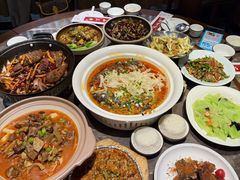 -小三峡食府(西五路店)