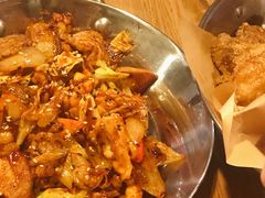 鱿鱼炒五花肉-富乐满韩国正宗炸鸡韩国料理(虹泉路店)
