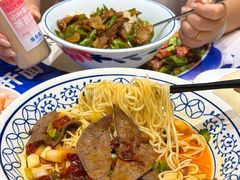 -李与白包子铺(桐梓林店)