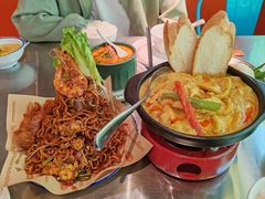 -小小集渔·泰式大排档(太古里香槟店)