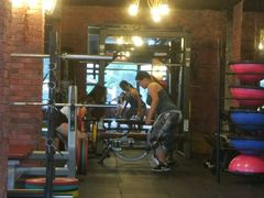 -GYMPLUS私教健身会馆(大悦城店)