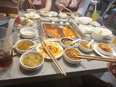 -海底捞火锅(杭州滨江九宜城店)