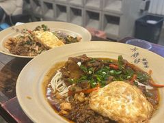 -方铲铲·成都板凳面(滨江银泰店)