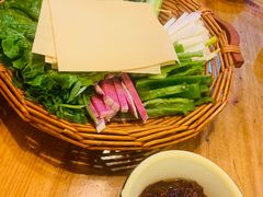 -鹤乡东北菜(崮山路店)