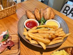 -Money Shops(愚园路店)