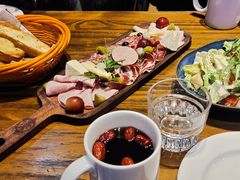 -1886德国汽车餐厅(外滩中央店)