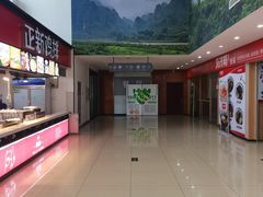 -窦店服务区-停车场