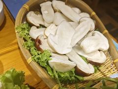 -民食香·腊排骨野生菌美食(木府店)