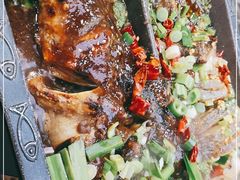 -集草轩·重庆麻辣烤鱼(西湖道店)