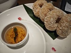 炸虾饼配泰国梅子酱-帕蓝·暹罗料理(大学路店)