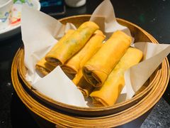 荠菜肉春卷-老头儿油爆虾·知味杭州(爱琴海购物中心)