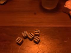 -Helens海伦司小酒馆(王家湾人信汇店)