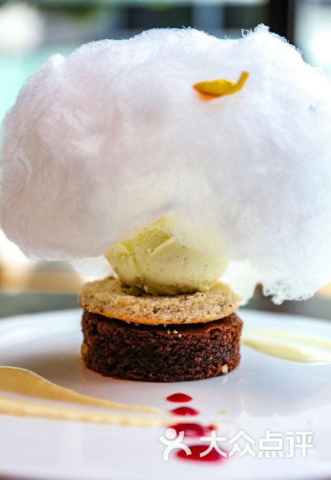 云朵布朗尼榛子蛋糕