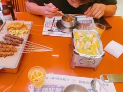 -神府路壹号·海鲜烧烤·砂锅粥·锅物(三坊七巷店)