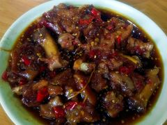 辣猪蹄-贤花饭店(城阳店)