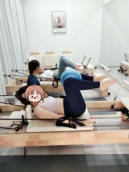-小黑裙瑜伽·普拉提