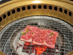 -山川小町·极番烧肉(新地假日广场店)
