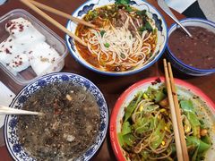 合川正宗红烧羊肉米粉-袁妈红豆汤(重庆总店)