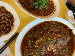 藿香江团-胖大姐黄辣丁鱼庄(新津店)