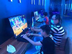-世代星球·保龄球·镭战真人CS·团建(杨浦店)