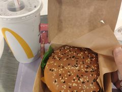 -麦当劳(华融店)