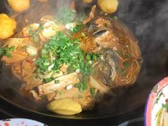 -鱼窝棚柴火铁锅炖(富山屯店)