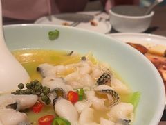 -港丽餐厅(来福士店)