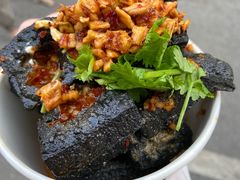 -黑色经典臭豆腐·湖南特产(步行街店)