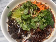 -蔼若春.传承三十年云南菜(金碧公园店)