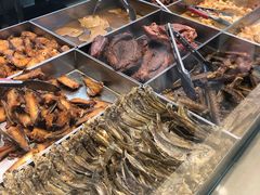 -狗撵鸭(泰山公寓店)