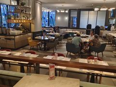 -港丽餐厅(高德置地店)