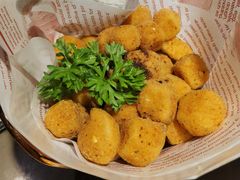 很脆的松露豆腐-新白鹿餐厅(金鹰新街口店)