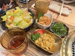 -肉魁屋·烧肉·烧鸟·酒场(高新店)