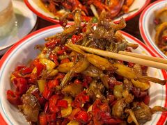 -冶建镜子·老南昌大排档·江西虾王(总店)