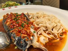 -湘当有饭剁椒鱼头(昆山招商花园城店)
