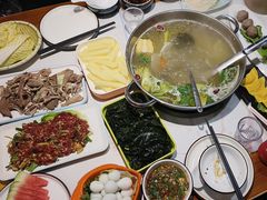 -乡土黄·鲜牛肉火锅·小龙虾(兴业街店)